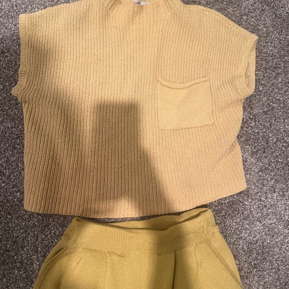 Free people set - Picture 1 of 2